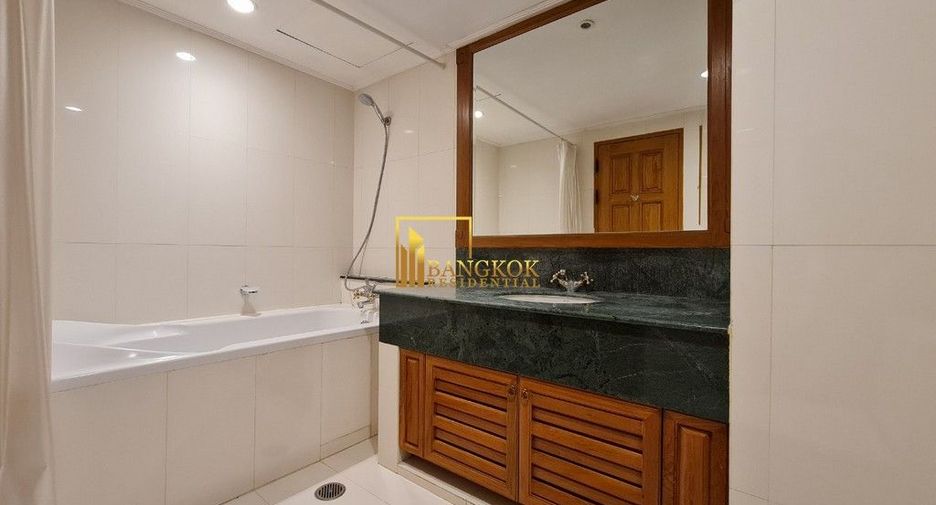 Apartamento en alquiler de 4 habitaciones en Watthana, Bangkok