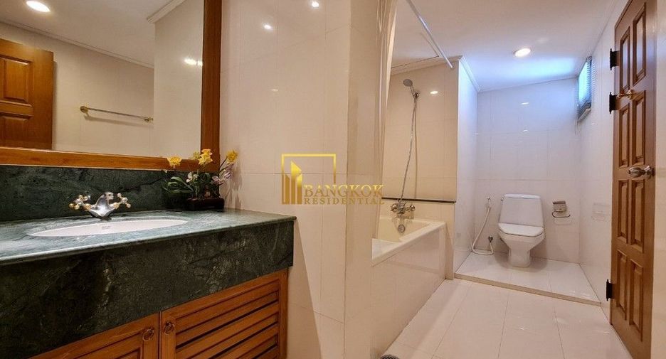 Apartamento en alquiler de 4 habitaciones en Watthana, Bangkok