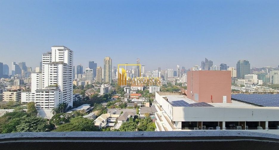 Apartamento en alquiler de 4 habitaciones en Watthana, Bangkok