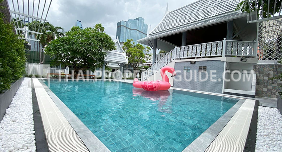 Casa en alquiler de 3 habitaciones en Sathon, Bangkok