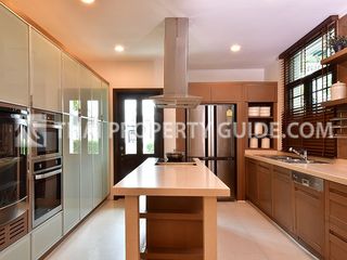 Casa en alquiler de 4 habitaciones en Sathon, Bangkok