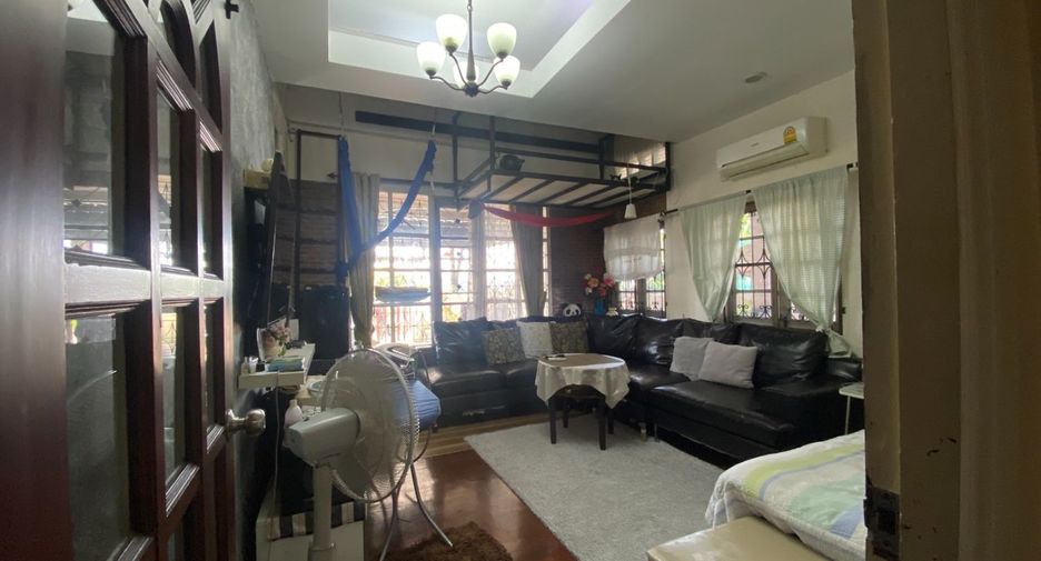 For sale 5 bedrooms house in Bueng Kum, Bangkok