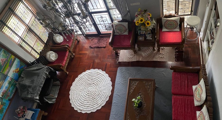 For sale 5 bedrooms house in Bueng Kum, Bangkok