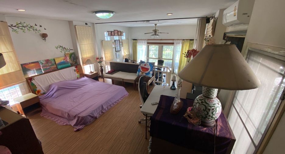 For sale 5 bedrooms house in Bueng Kum, Bangkok