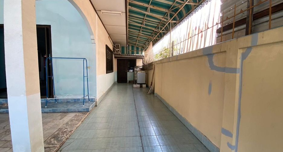 For sale 3 bedrooms house in Don Mueang, Bangkok