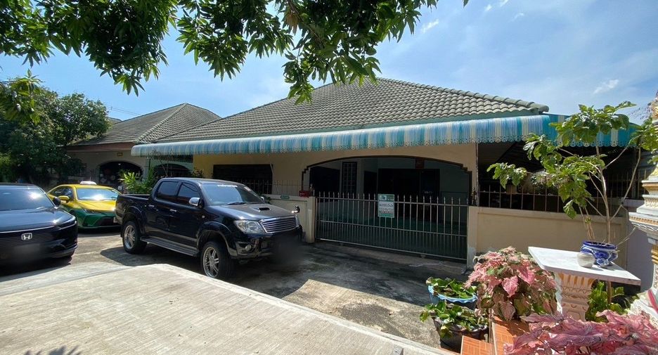 For sale 3 bedrooms house in Don Mueang, Bangkok