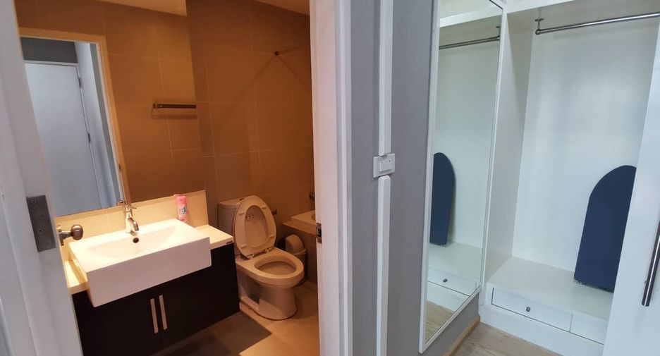 Condo en alquiler de 1 habitaciones en Khlong Toei, Bangkok