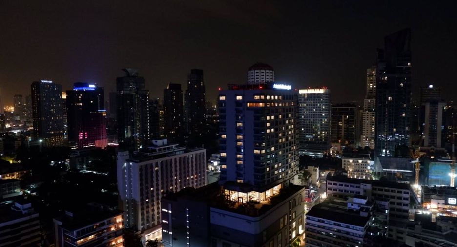 Condo en alquiler de 1 habitaciones en Khlong Toei, Bangkok