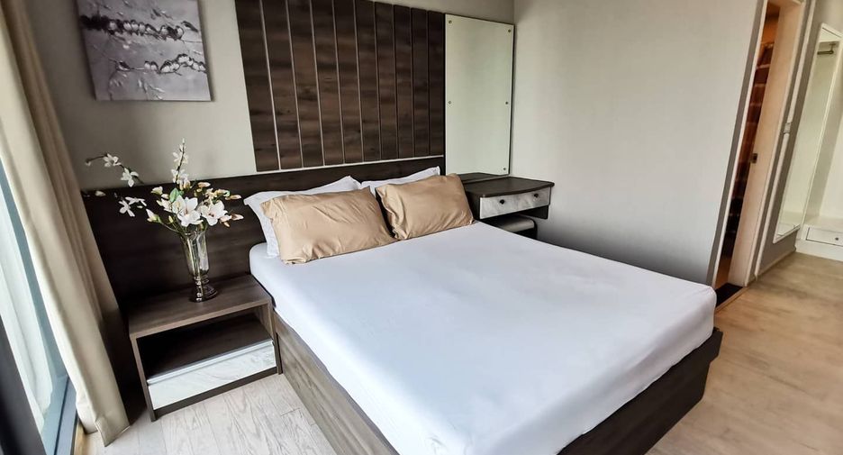 Condo en alquiler de 1 habitaciones en Khlong Toei, Bangkok