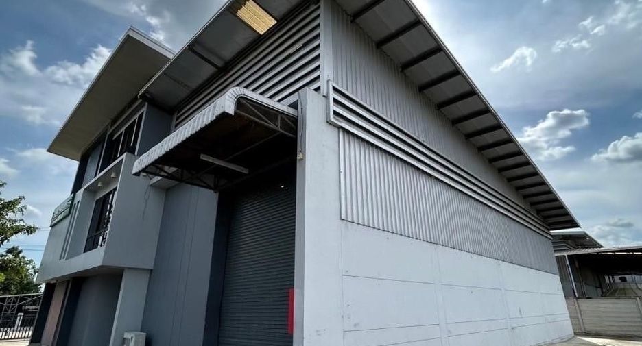 For rent warehouse in Lam Luk Ka, Pathum Thani
