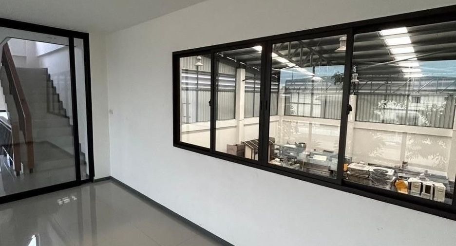 For rent warehouse in Lam Luk Ka, Pathum Thani
