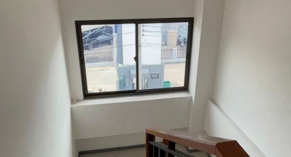 For rent warehouse in Lam Luk Ka, Pathum Thani