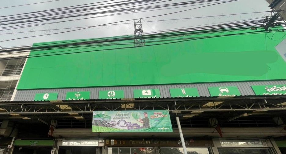 For sale 10 bedrooms retail Space in Sam Phran, Nakhon Pathom