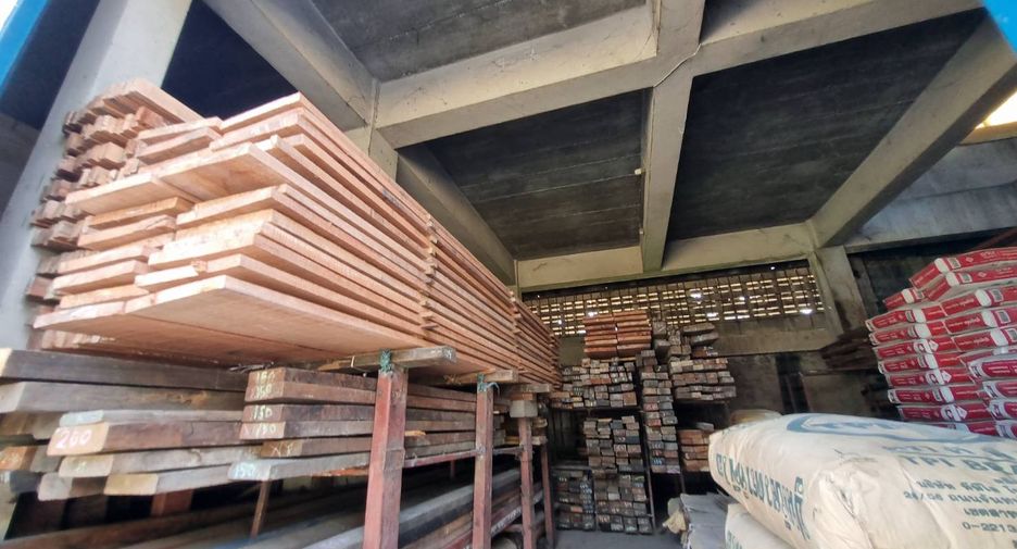 For sale 2 bedrooms retail Space in Thung Khru, Bangkok