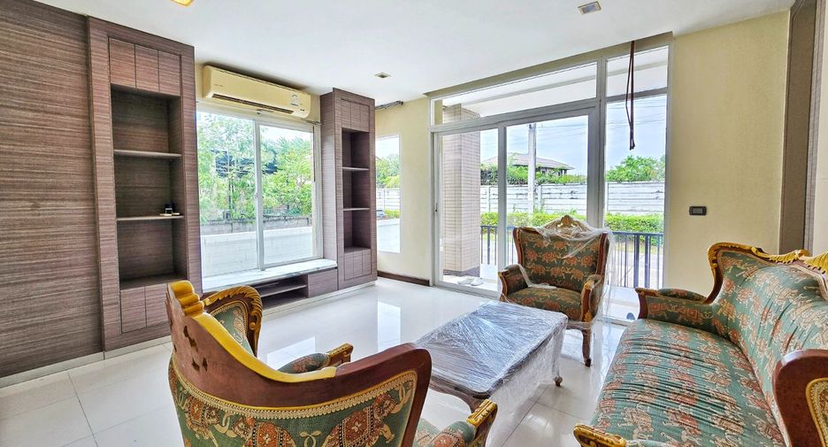 À vendre 4 chambres maison à Taling Chan, Bangkok