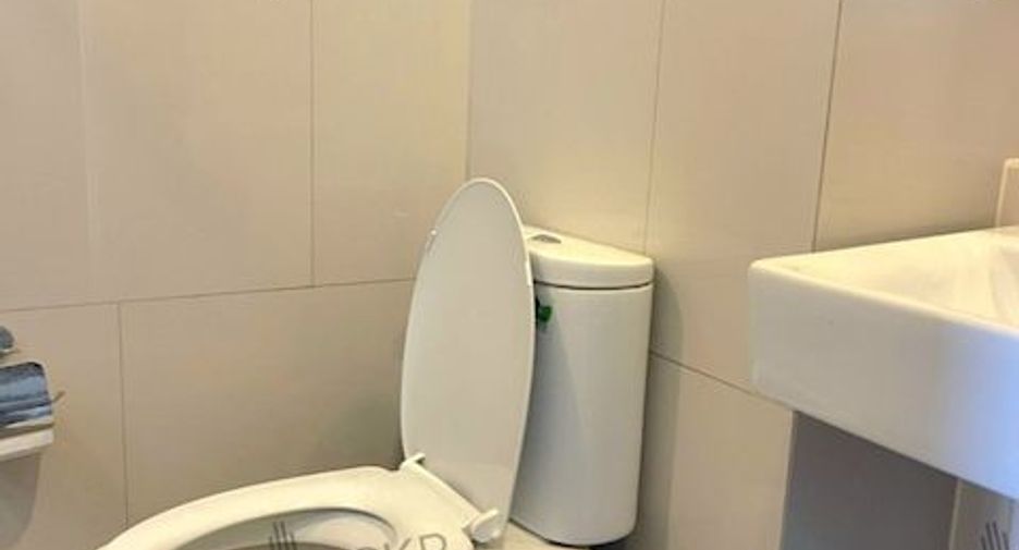 For sale 1 bed condo in Khan Na Yao, Bangkok