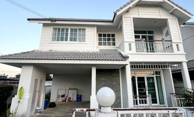 For rent 3 bedrooms house in San Kamphaeng, Chiang Mai
