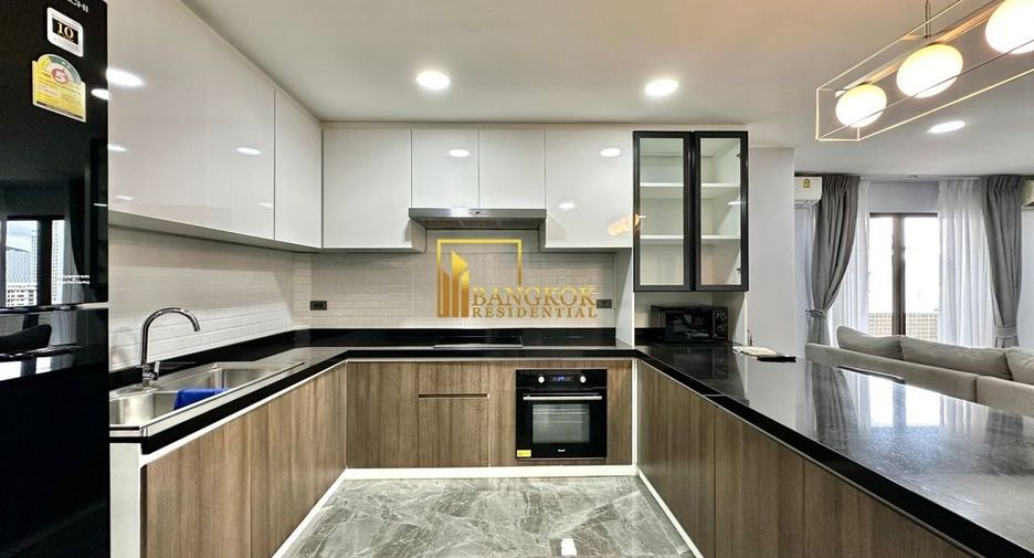 For rent 2 bedrooms condo in Watthana, Bangkok