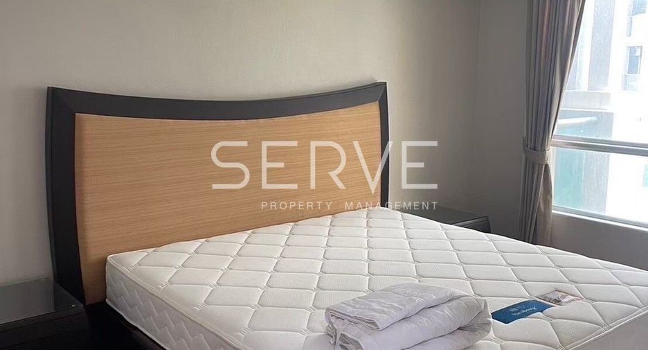 For rent 2 bed condo in Huai Khwang, Bangkok