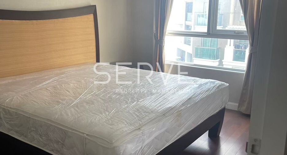 For rent 2 bed condo in Huai Khwang, Bangkok