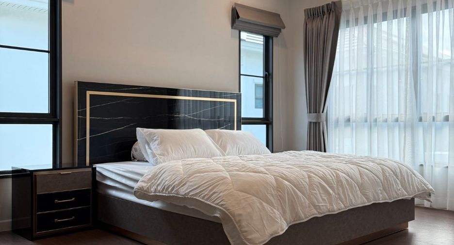 For rent 4 bed house in Bang Phli, Samut Prakan