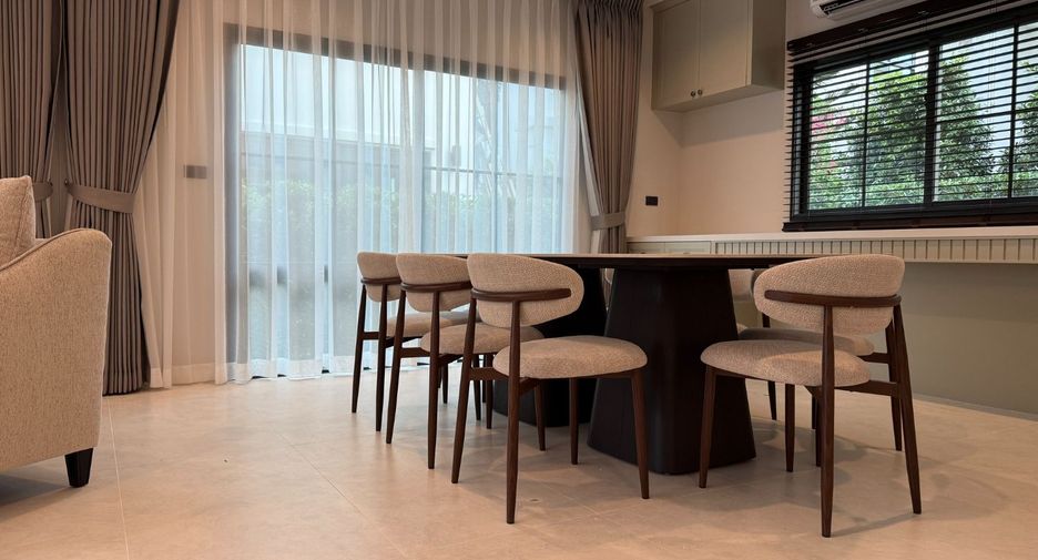 For rent 4 bed house in Bang Phli, Samut Prakan