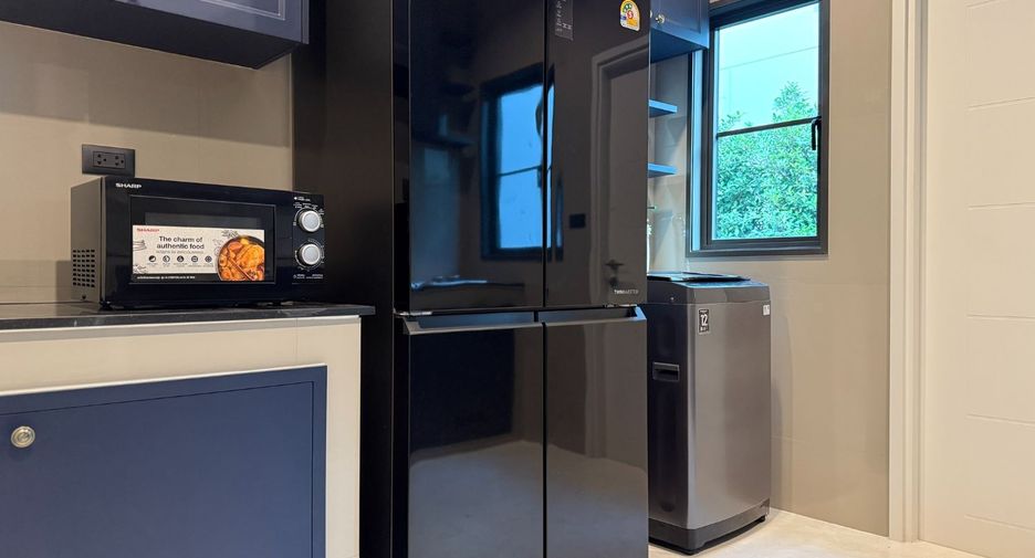 For rent 4 bed house in Bang Phli, Samut Prakan