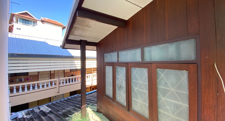 出售 19 卧室 商业空间 在 Mueang Chiang Mai, Chiang Mai