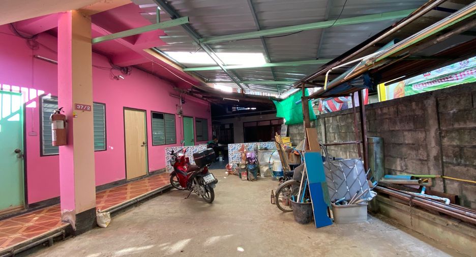 出售 19 卧室 商业空间 在 Mueang Chiang Mai, Chiang Mai