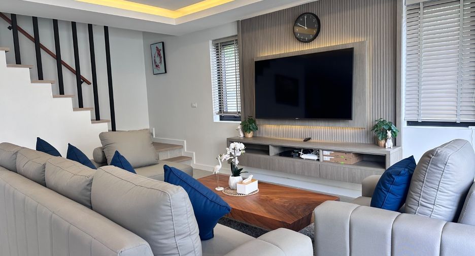 Casa en venta de 4 habitaciones en Bang Lamung, Chonburi