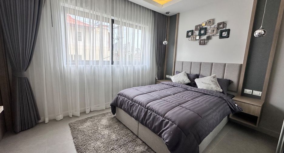 Casa en venta de 4 habitaciones en Bang Lamung, Chonburi