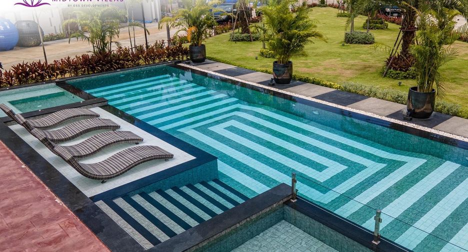 Casa en venta de 4 habitaciones en Bang Lamung, Chonburi