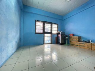 For sale 12 bed retail Space in Mueang Nonthaburi, Nonthaburi