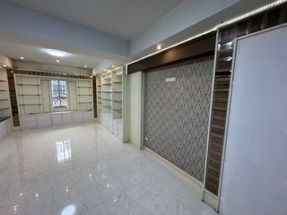 For rent 4 bed retail Space in Mueang Nonthaburi, Nonthaburi