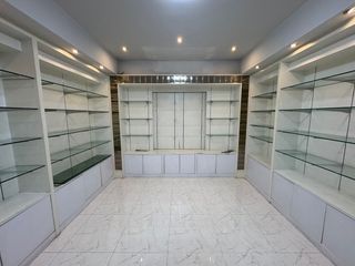For rent 4 bed retail Space in Mueang Nonthaburi, Nonthaburi