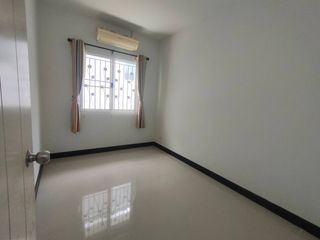 For sale 36 bed apartment in Suan Luang, Bangkok