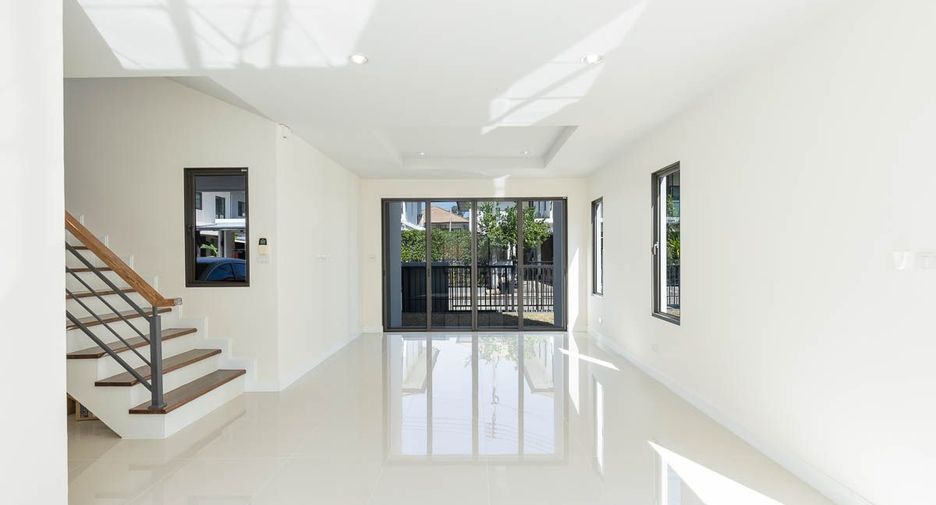 出售 3 卧室 独立屋 在 Mueang Ubon Ratchathani, Ubon Ratchathani