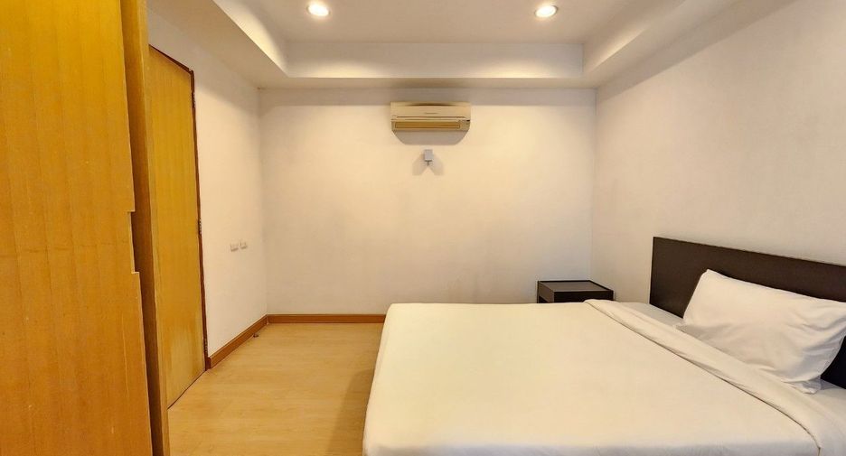For rent 2 bedrooms apartment in Khlong Toei, Bangkok