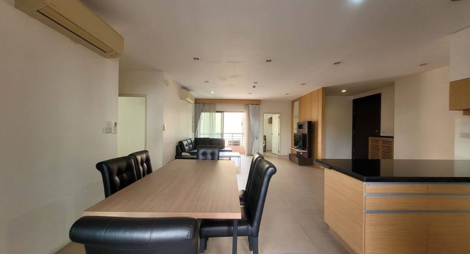 For rent 2 bedrooms apartment in Khlong Toei, Bangkok