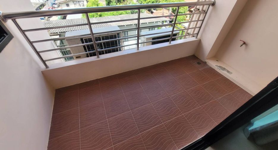 For rent 2 bedrooms apartment in Khlong Toei, Bangkok