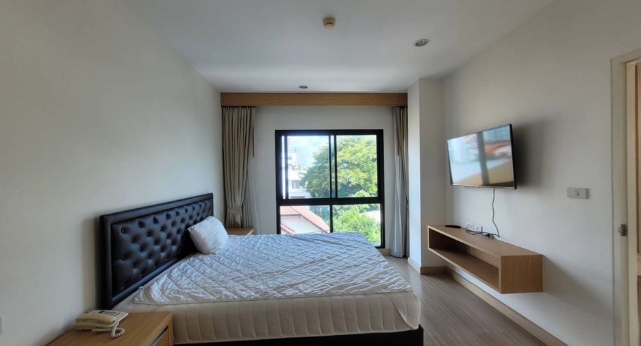 For rent 2 bedrooms apartment in Khlong Toei, Bangkok