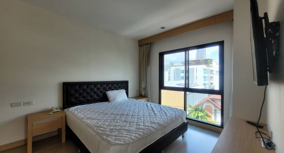 For rent 2 bedrooms apartment in Khlong Toei, Bangkok