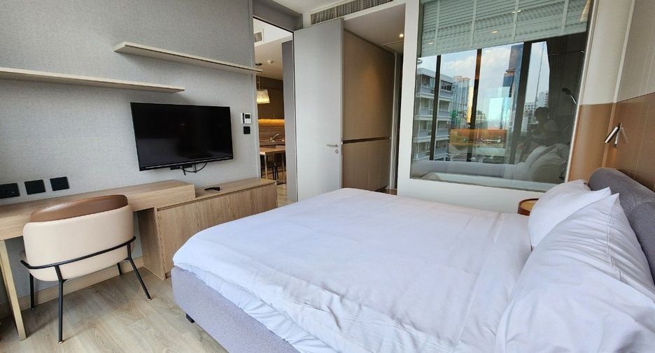 For rent 1 bed apartment in Khlong Toei, Bangkok