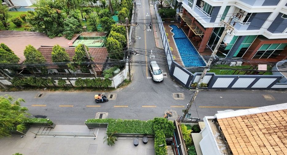 For rent 1 bed apartment in Khlong Toei, Bangkok