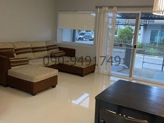 For rent 2 bed townhouse in Phra Samut Chedi, Samut Prakan