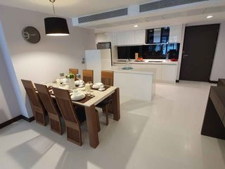 Apartamento en alquiler de 2 habitaciones en Khlong Toei, Bangkok