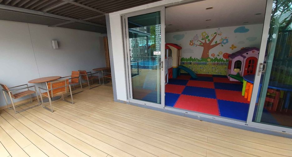 For rent 2 bedrooms apartment in Khlong Toei, Bangkok