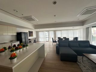 Apartamento en alquiler de 3 habitaciones en Sathon, Bangkok