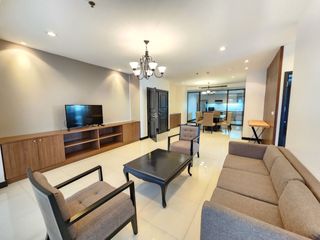 Apartamento en alquiler de 2 habitaciones en Khlong Toei, Bangkok
