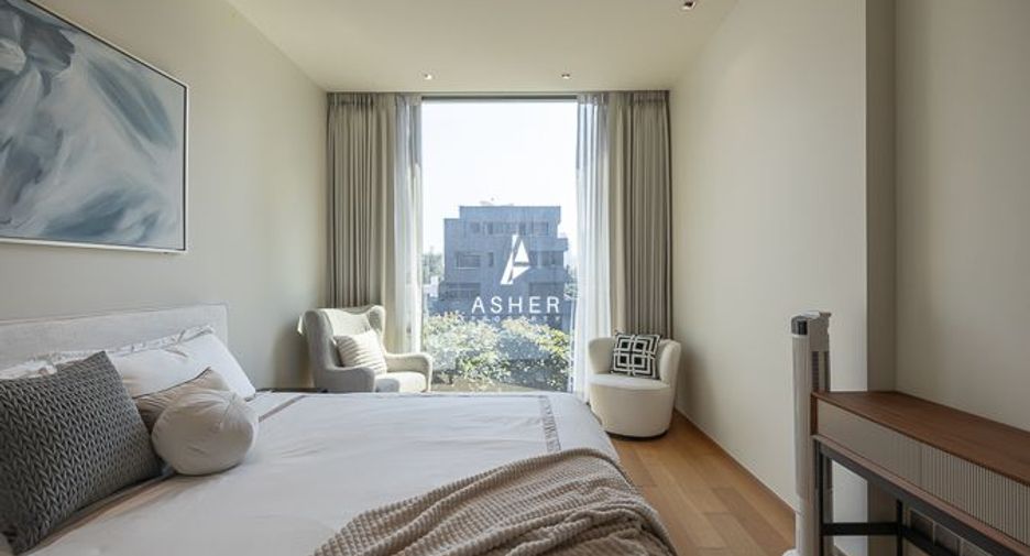 For rent and for sale 2 bedrooms condo in Pathum Wan, Bangkok